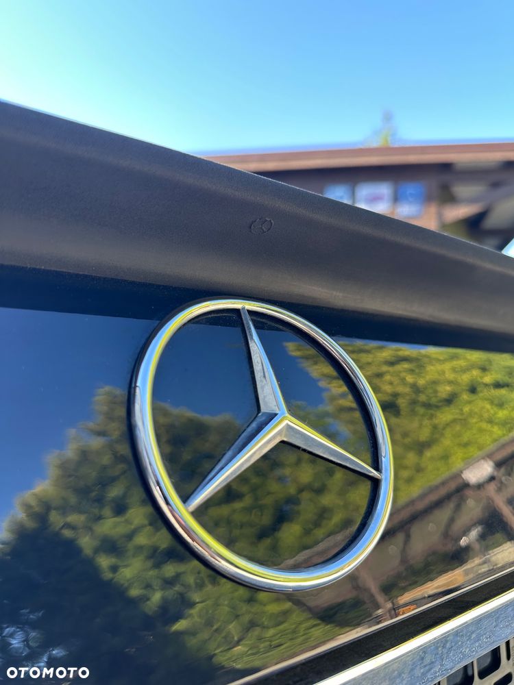 Mercedes-Benz SLC - 36