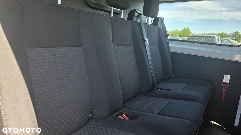 Ford Transit Custom - 11