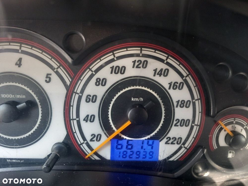 Ford Focus - 8