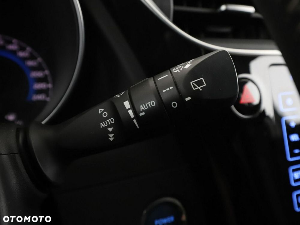 Toyota Auris 1.8 VVT-i Automatik Edition S+ - 32