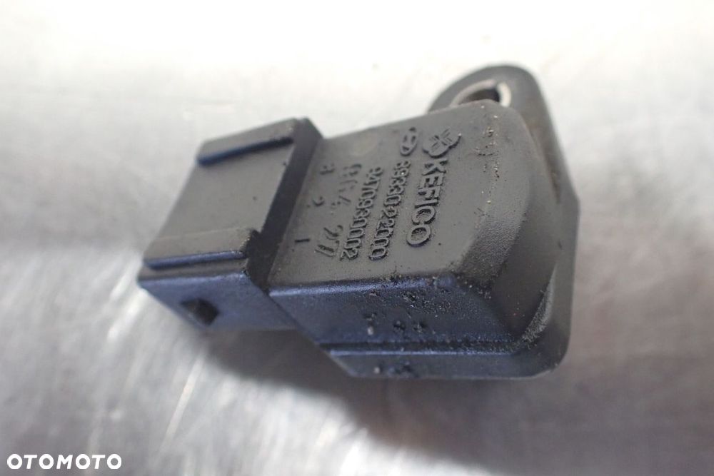 CZUJNIK CIŚNIENIA POWIETRZA COUPE I LIFT 39330-22000 - 3