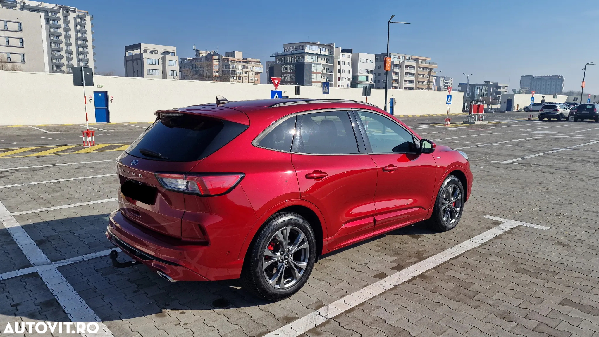 Ford Kuga - 3