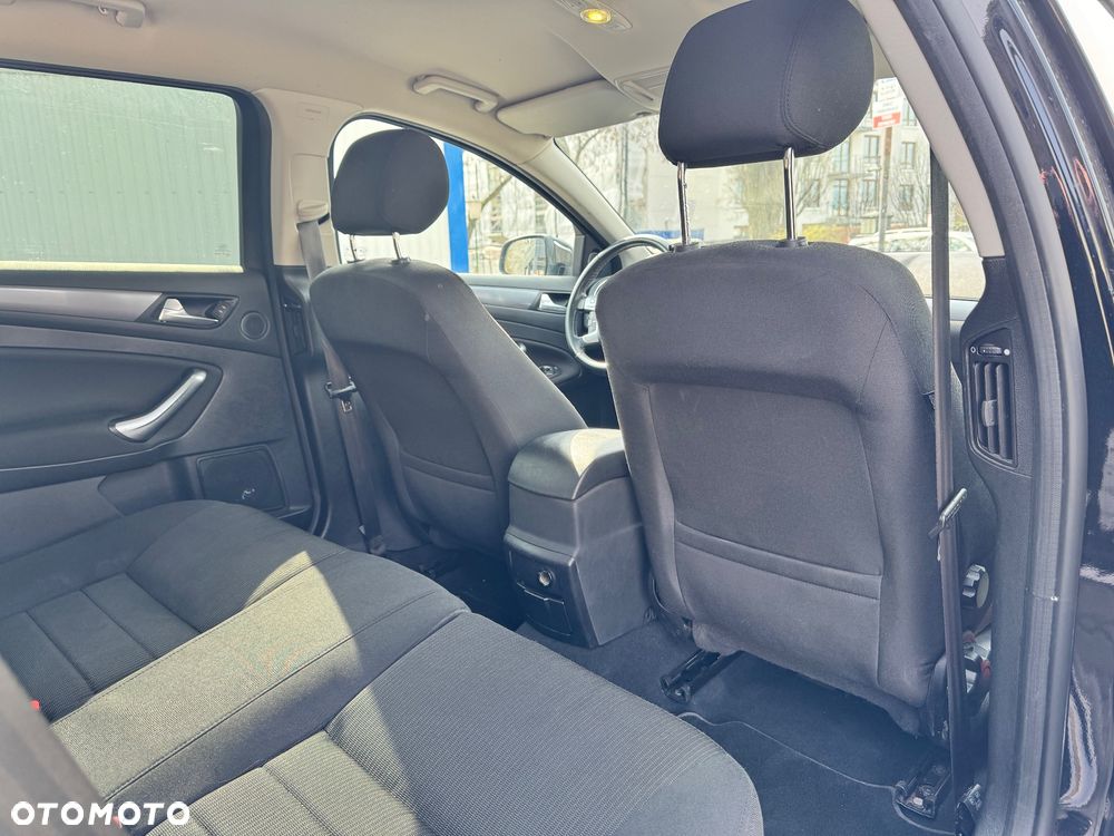 Ford Mondeo 2.0 TDCi Titanium X - 19