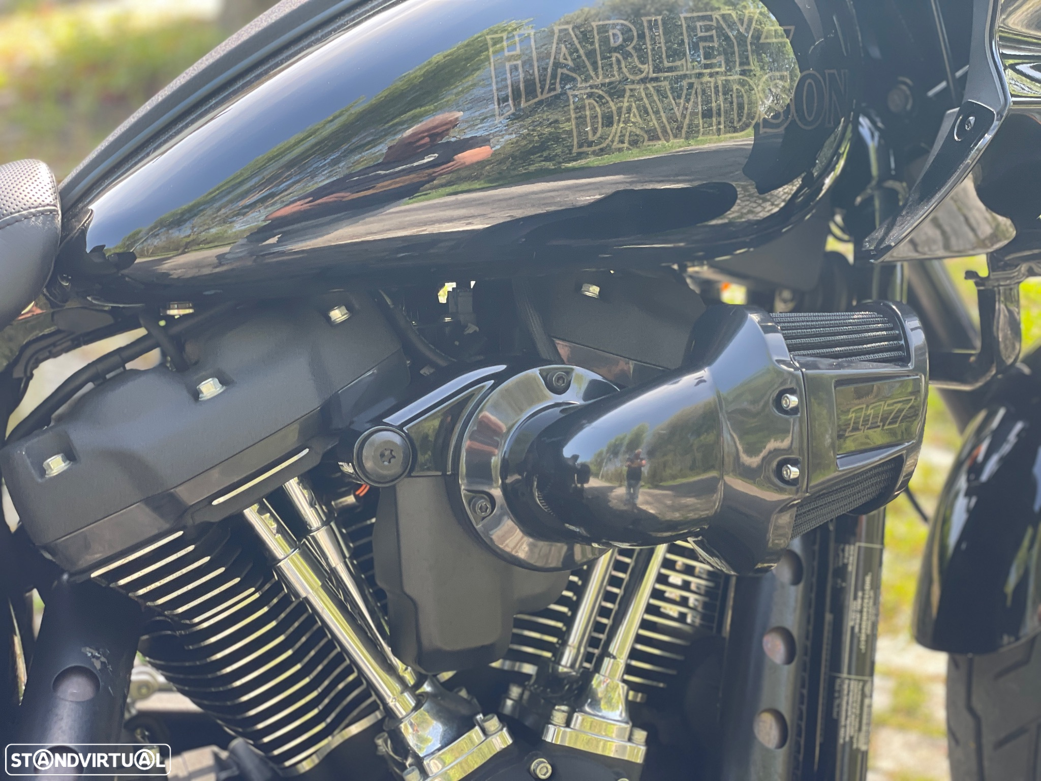 Harley-Davidson Softail Low Rider St - 12