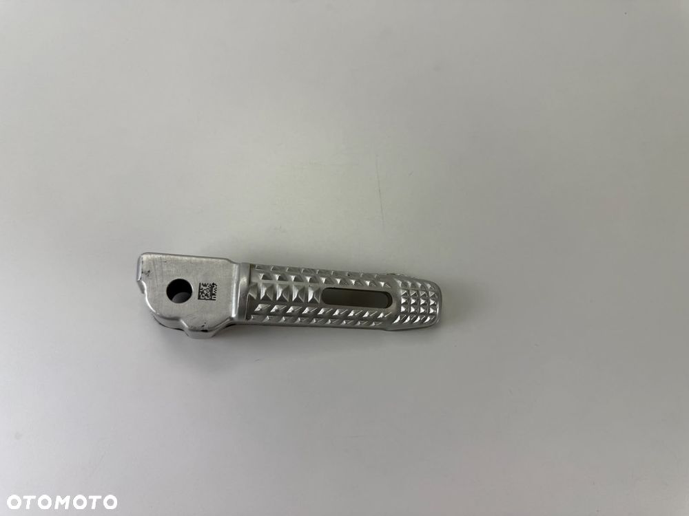 Podnóżek tylny prawy BMW S1000RR K67 2019+ - 1