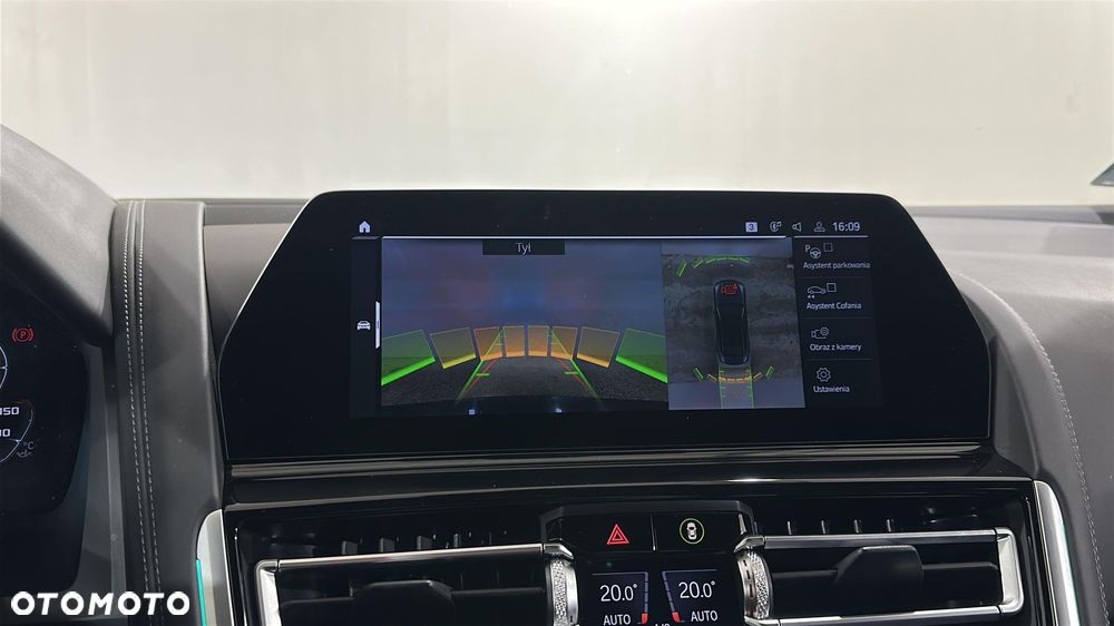 BMW M8 Competition - 21