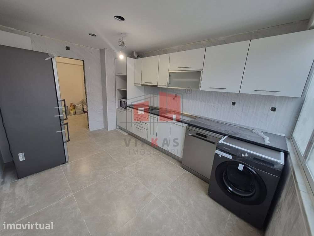 Apartamento T2 Carregado - Grande imagem: 4/32
