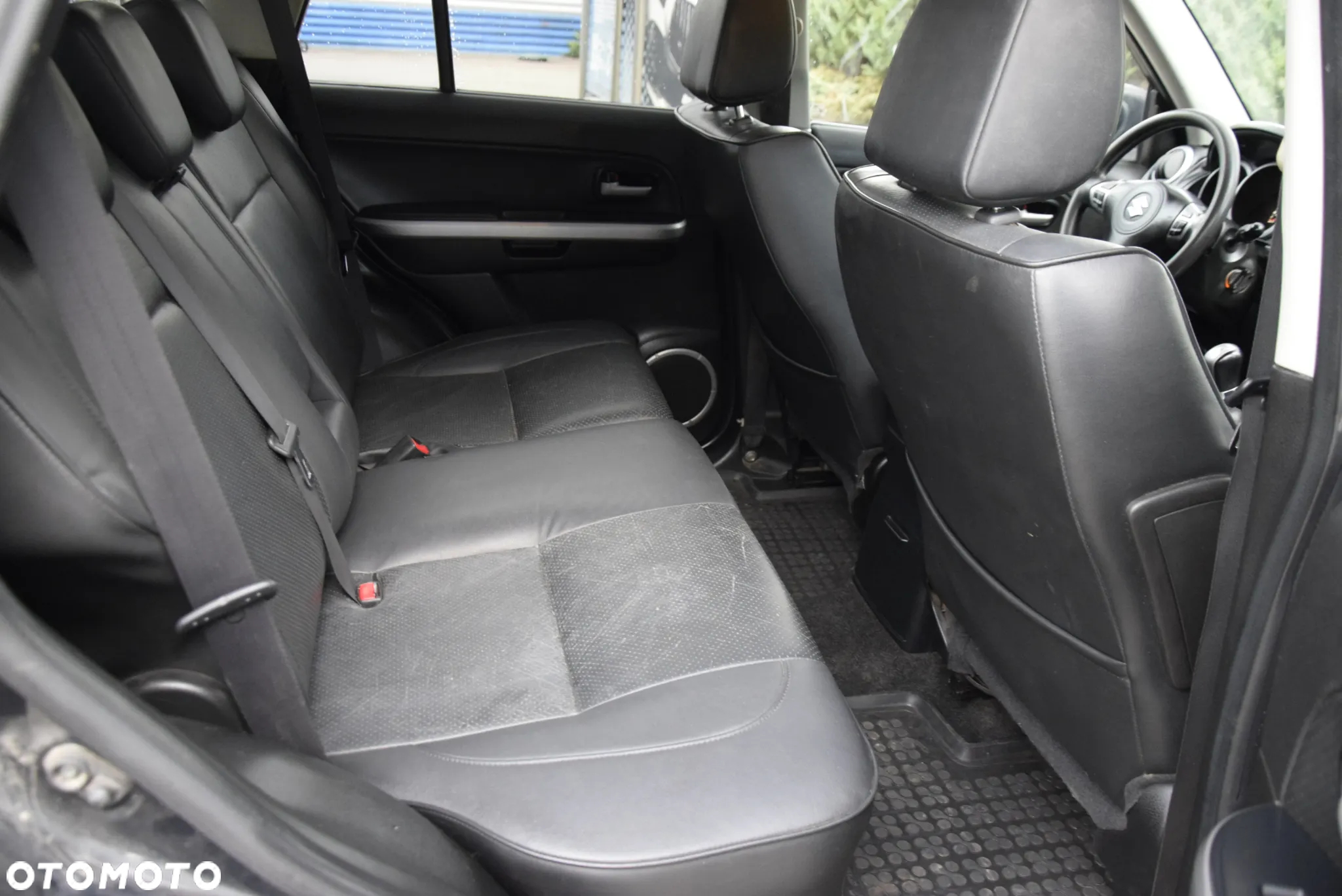 Suzuki Grand Vitara 2.4 Premium - 14