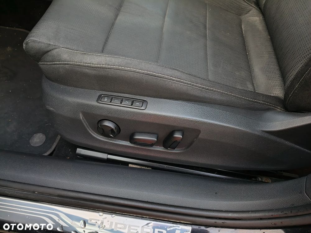 Skoda Superb 1.6 TDI Ambition - 11