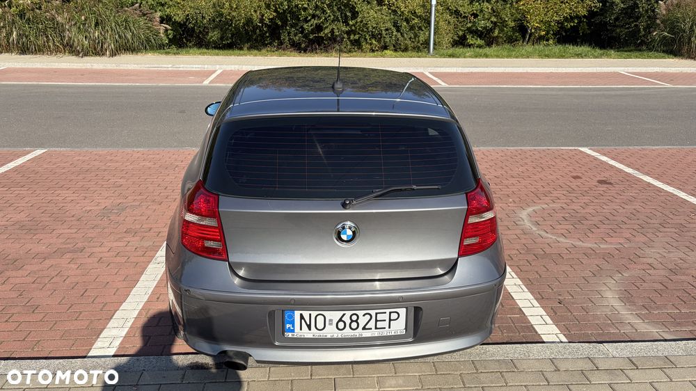 BMW Seria 1 123d - 6