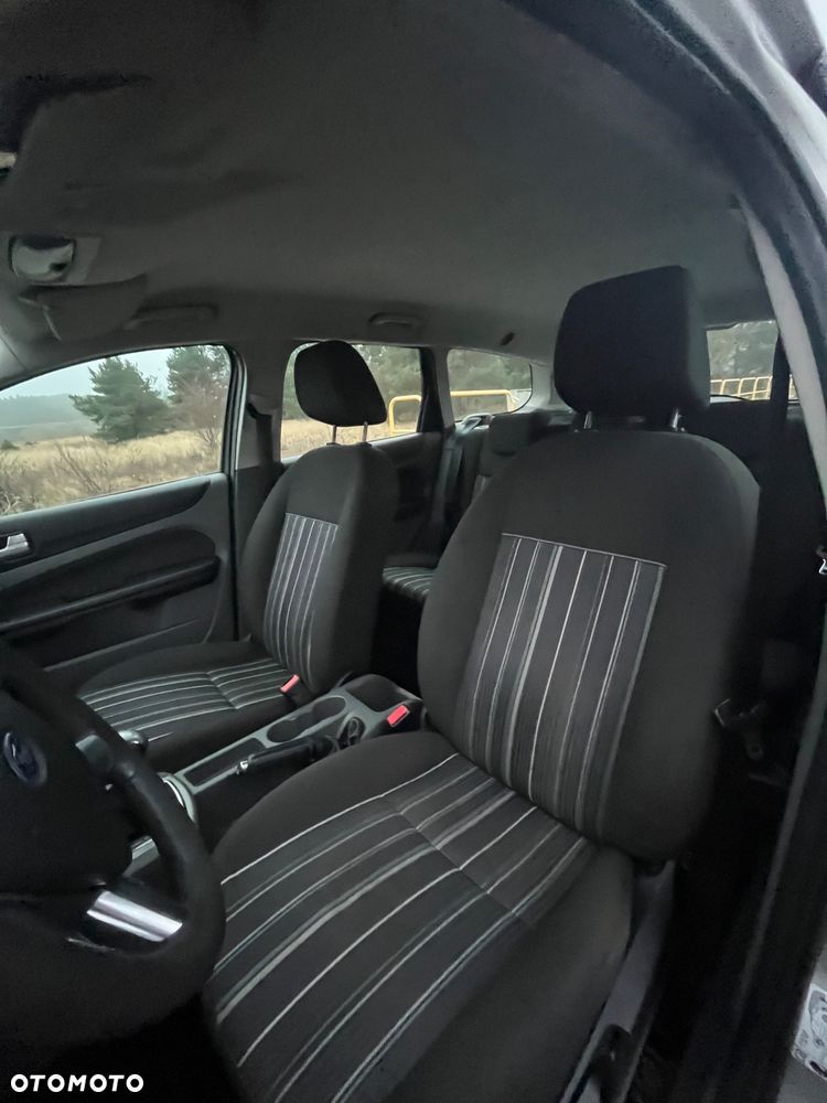 Ford Focus 1.6 16V Silver Magic - 10