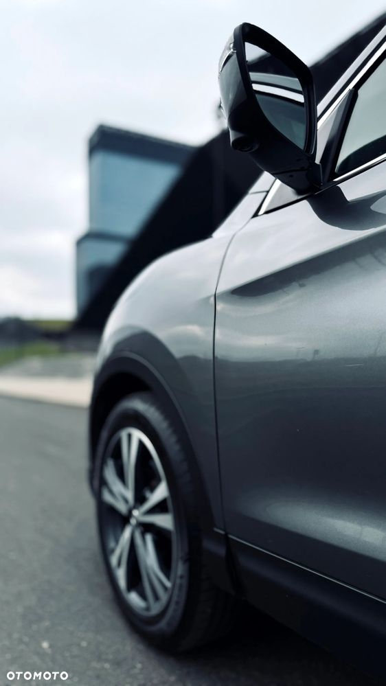 Nissan Qashqai 1.3 DIG-T N-Connecta DCT - 14