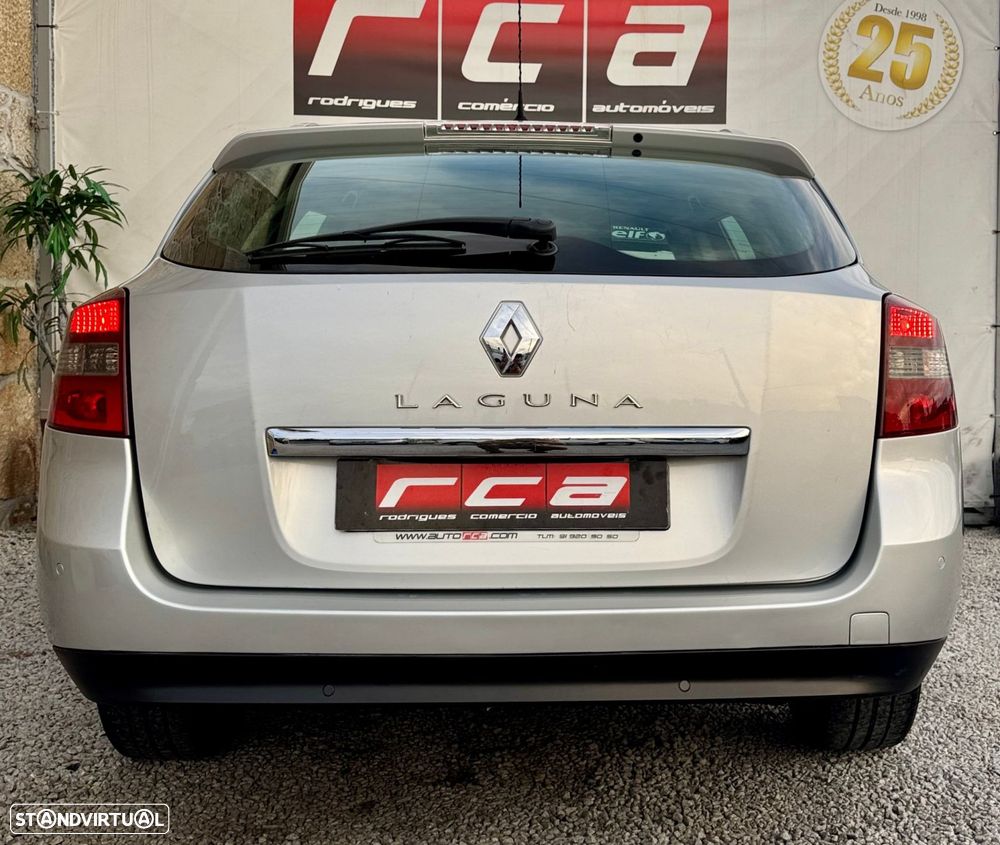 Renault Laguna Break 1.5 dCi Dynamique S - 17