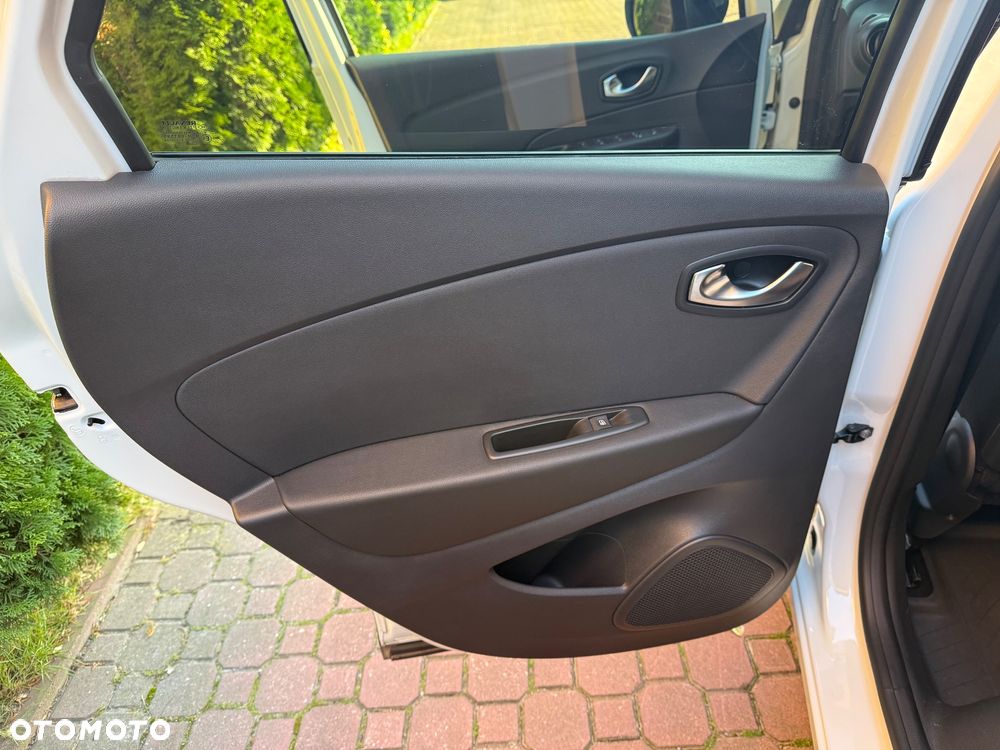 Renault Captur 1.2 Energy TCe XMOD - 30