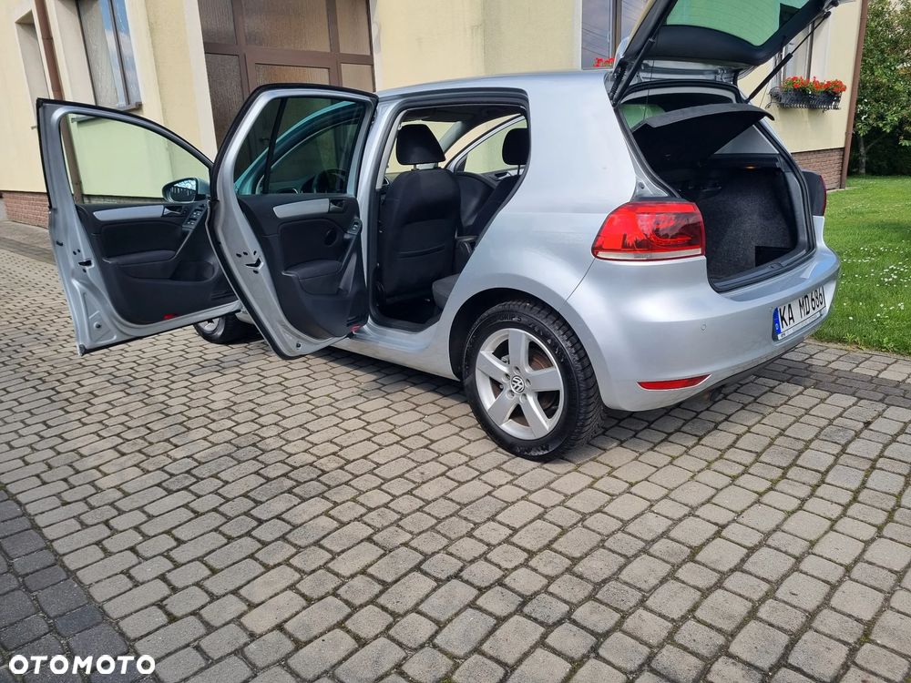 Volkswagen Golf 1.6 TDI DPF Comfortline - 19