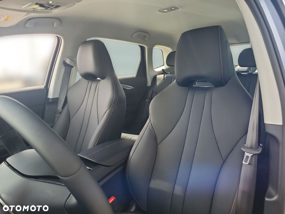 BYD Sealion 5 - 11
