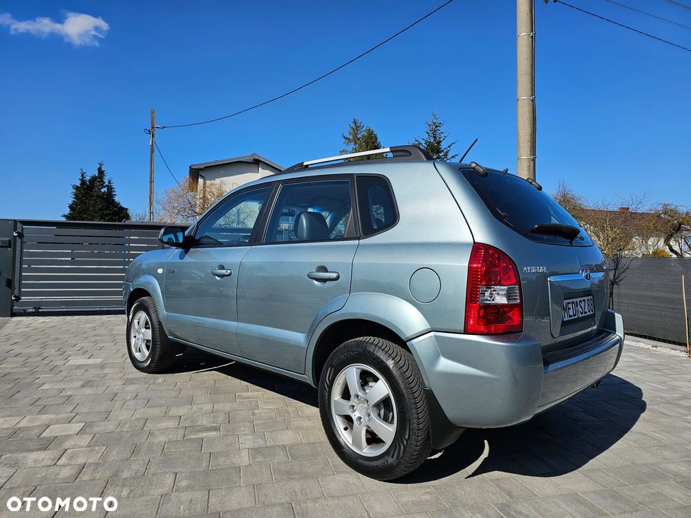 Hyundai Tucson 2.0 4WD GLS - 12