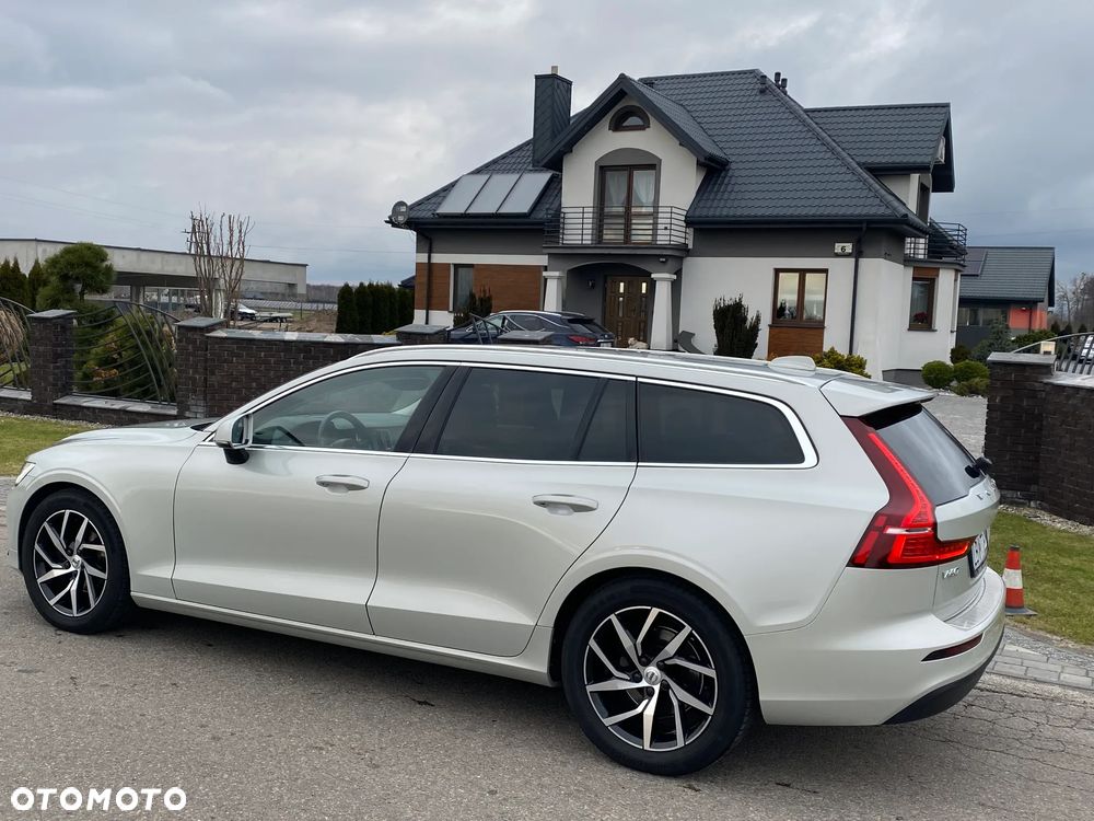 Volvo V60 D3 Geartronic Summum - 4