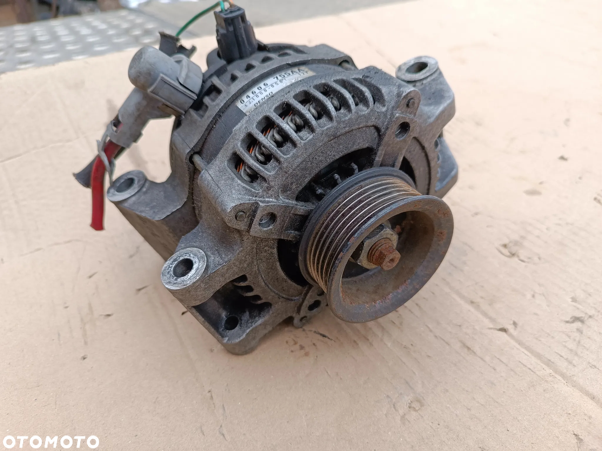 Chrysler Sebring 2 II 2.7 v6 benzyna - Alternator Denso 04606 755AA 421000 0061 - 3
