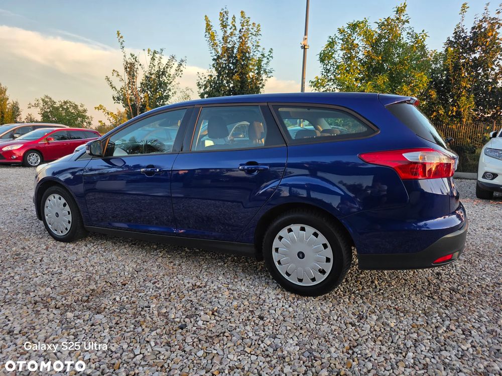 Ford Focus Turnier 1.6 TDCi ECOnetic 99g Start-Stopp-Sy SYNC Edition - 7