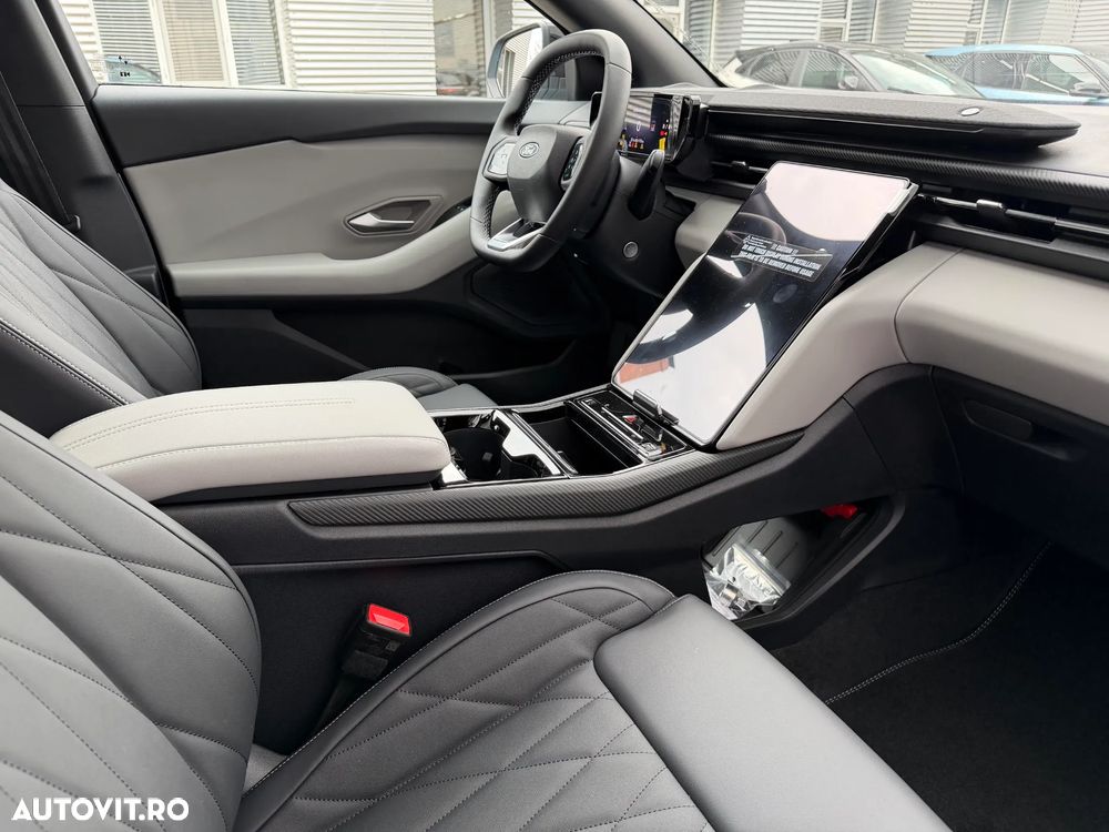 Ford Explorer RWD 77 kWh Extended Range Premium - 10