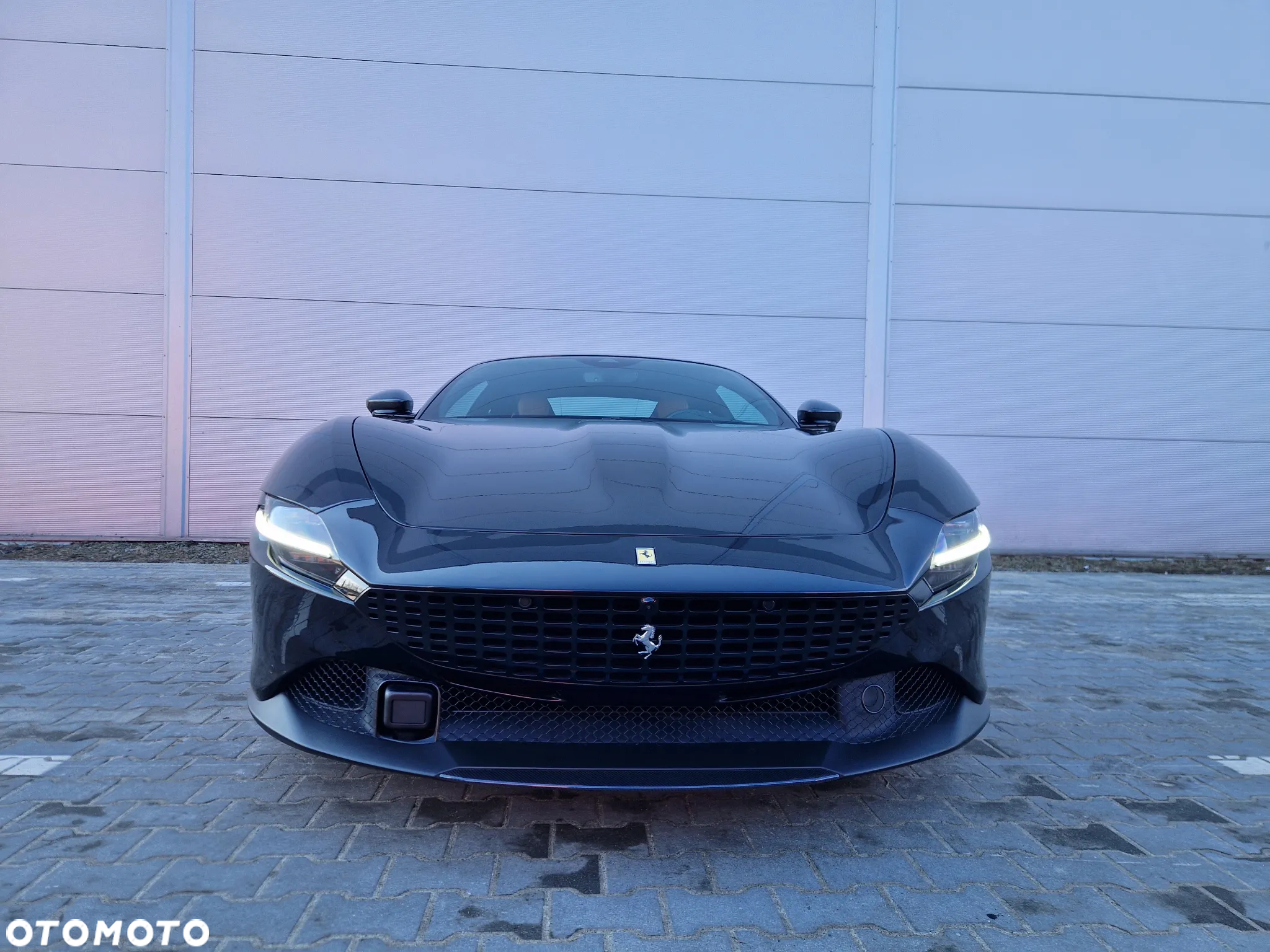 Ferrari Roma - 5