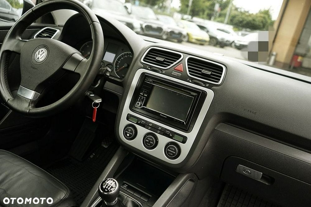 Volkswagen Eos - 28