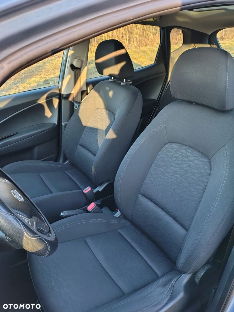 Hyundai ix20 1.4 CRDi Premium blue - 15