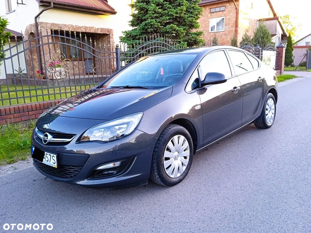 Opel Astra 1.4 T Executive EU6 - 3