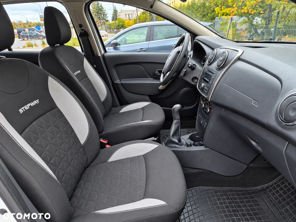 Dacia Sandero Stepway 0.9 TCe Laureate - 14