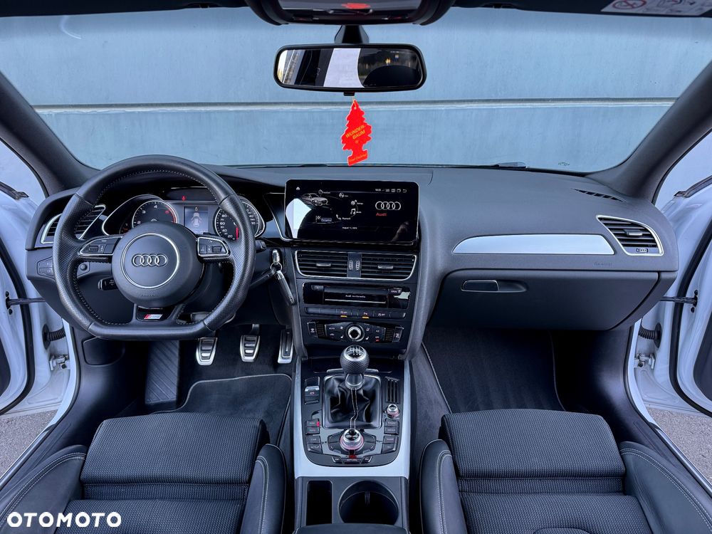 Audi A4 Avant 2.0 TDI DPF S line Sportpaket - 20
