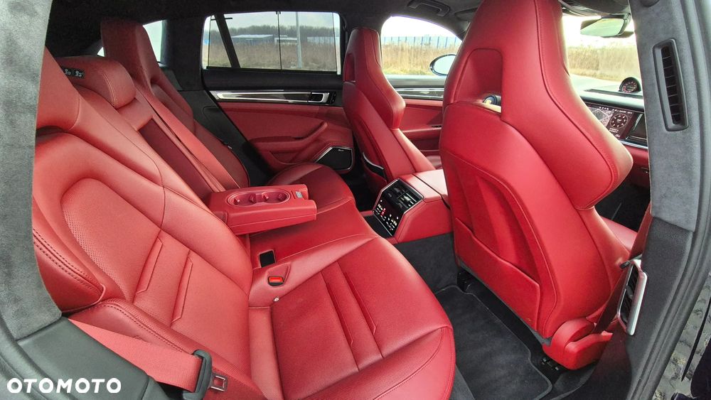Porsche Panamera - 27