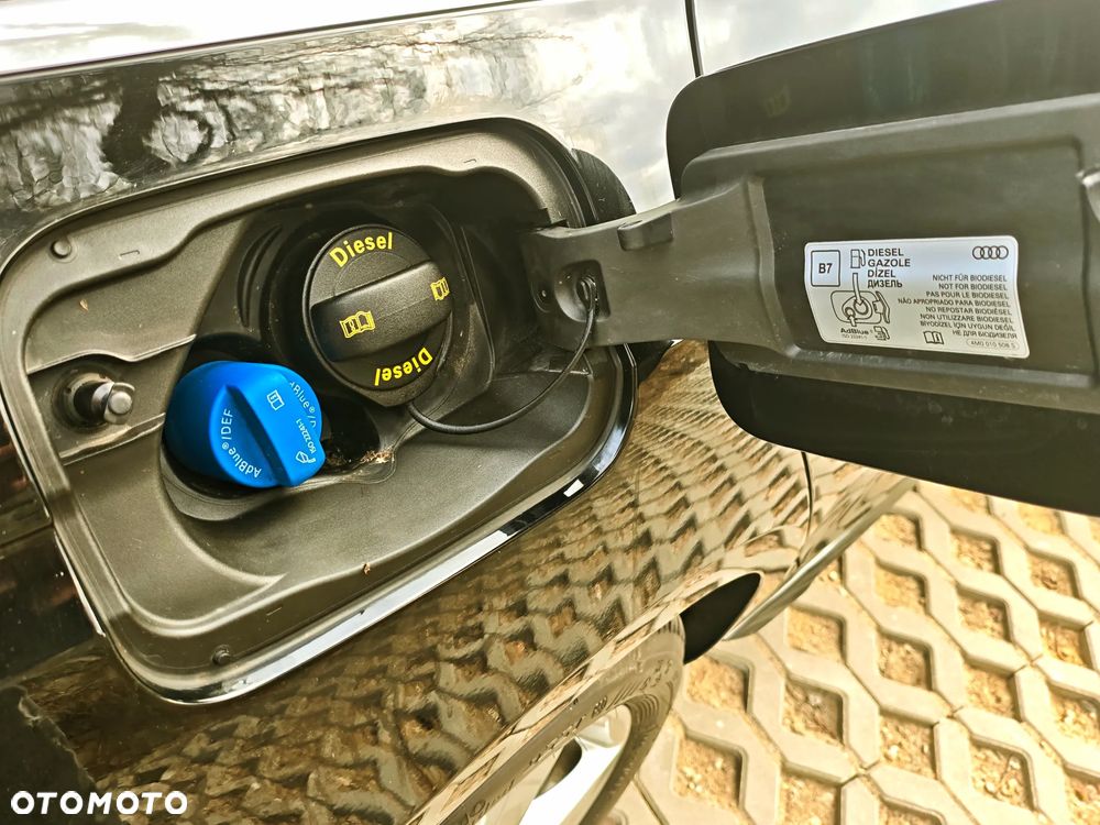 Audi A4 Avant 40 TDI quattro S tronic advanced - 24