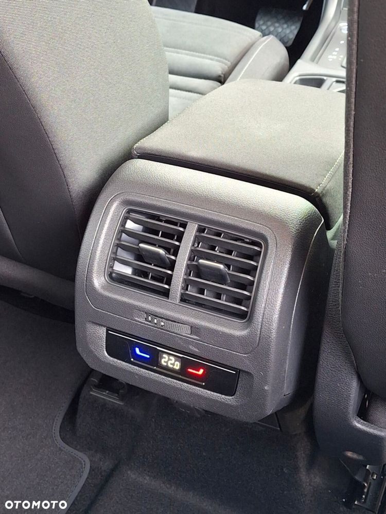 Volkswagen Touran 1.5 TSI EVO Comfortline DSG - 31