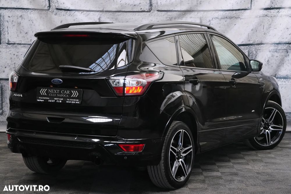 Ford Kuga 2.0 TDCi 4x4 Aut. ST-Line - 4
