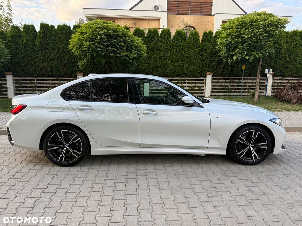 BMW Seria 3 320d xDrive M Sport sport - 10