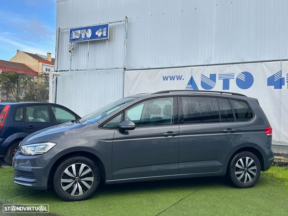 VW Touran - 2