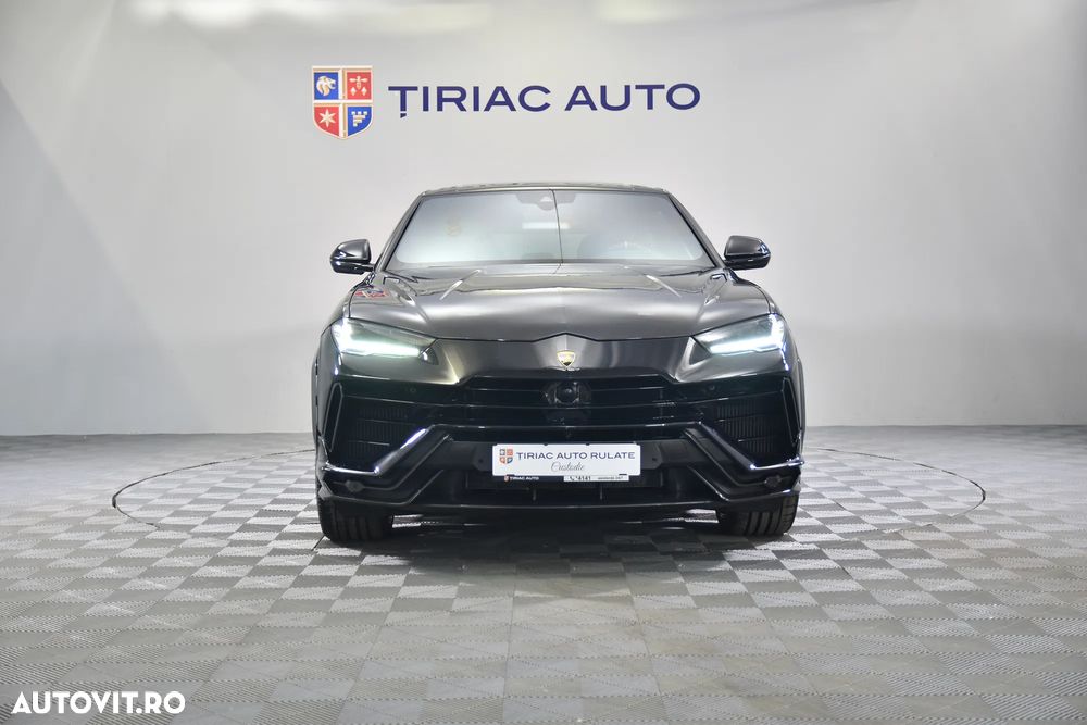 Lamborghini URUS - 8