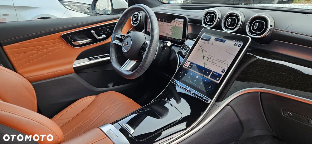 Mercedes-Benz GLC 300 4Matic 9G-TRONIC AMG Line Advanced - 16