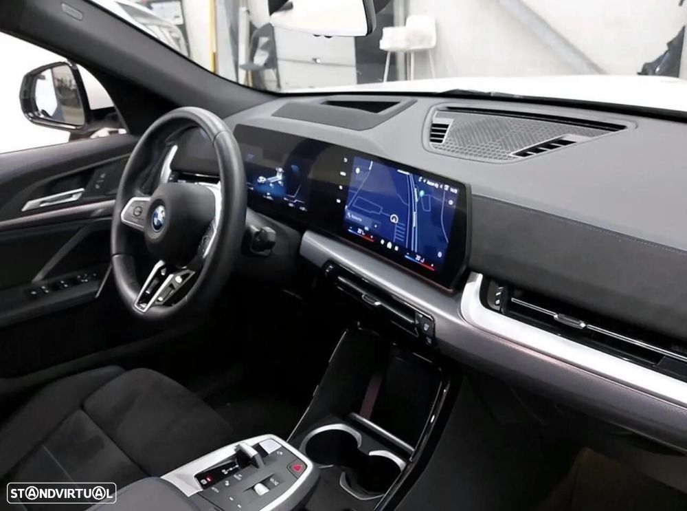 BMW iX2 xDrive30 Pack Desportivo M Pro - 3