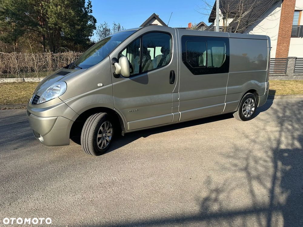 Renault Trafic - 1