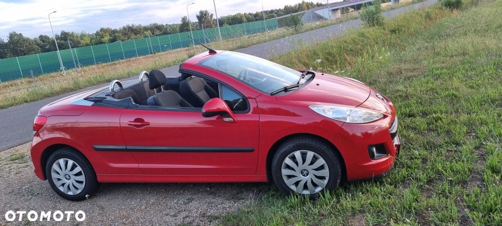 Peugeot 207 CC - 3