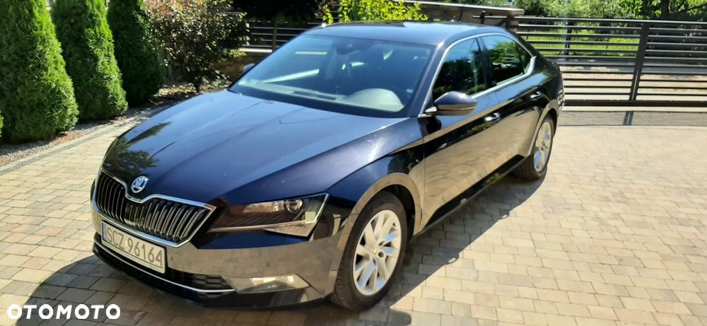 Skoda Superb 2.0 TDI Style - 2
