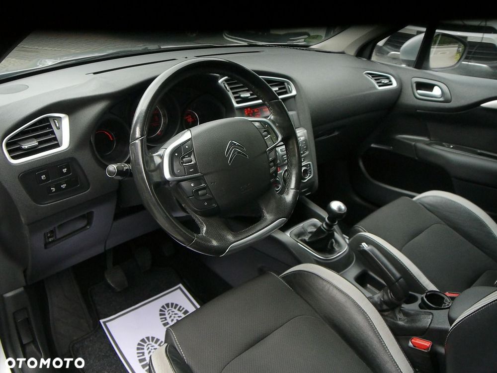 Citroën C4 e-HDi 110 Selection - 26
