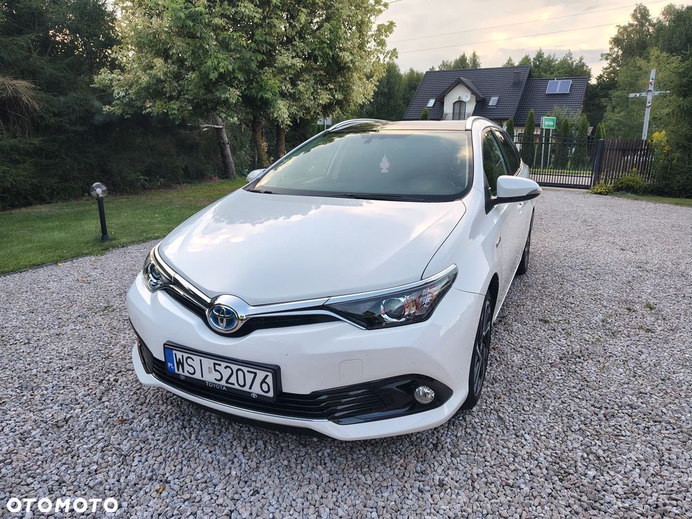 Toyota Auris - 2