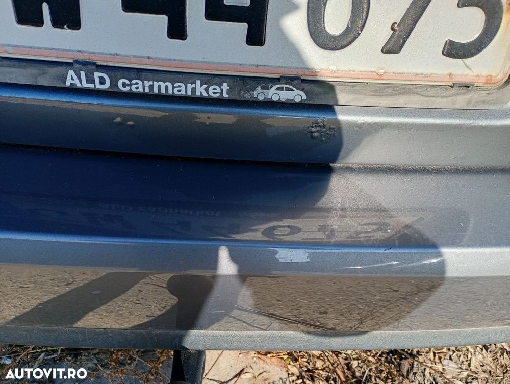 Haion cu luneta vw passat b6 break 2 puncte mici rugina vezi poze - 3