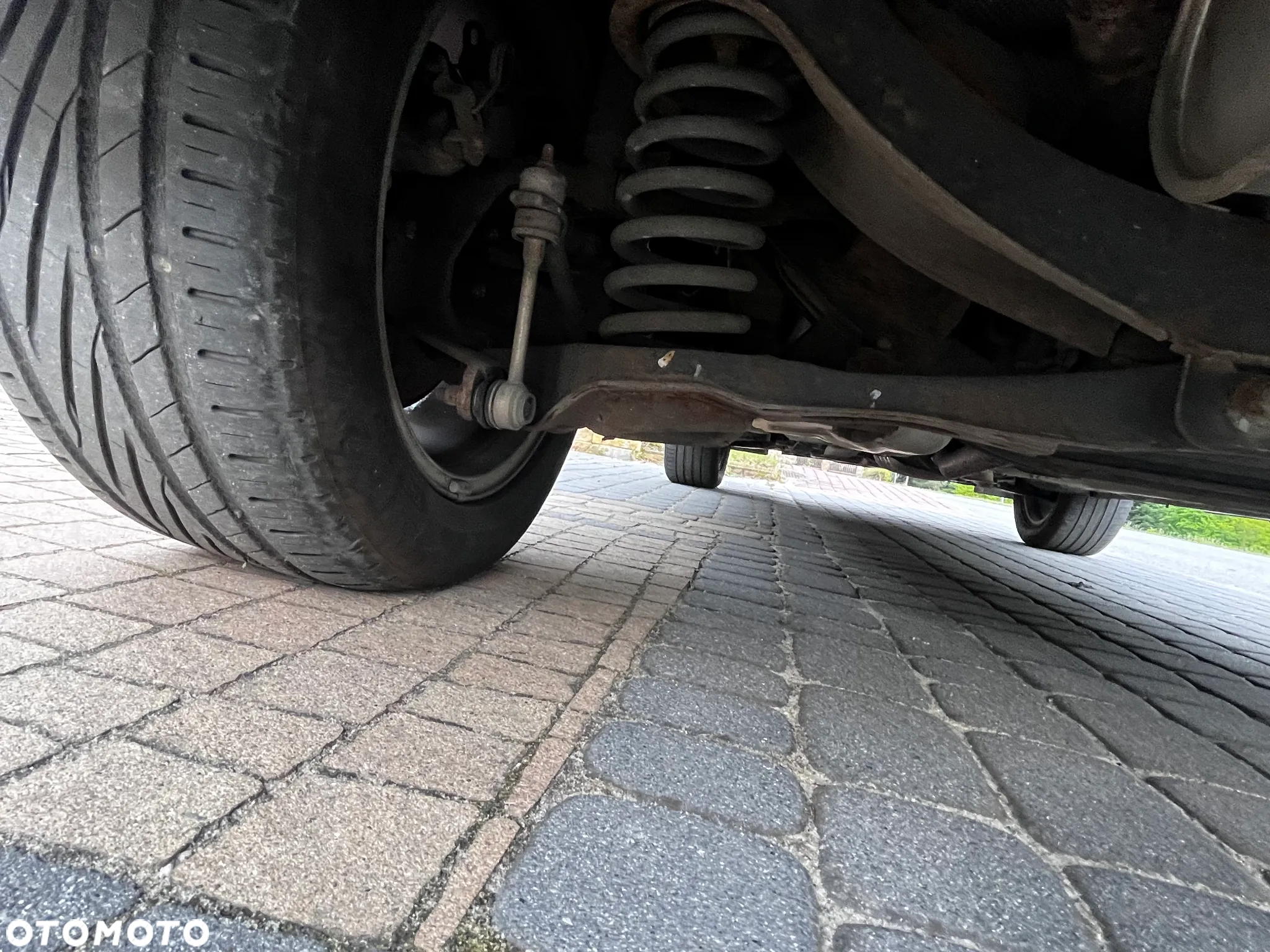 Ford Kuga 2.0 TDCi 2x4 Titanium - 32
