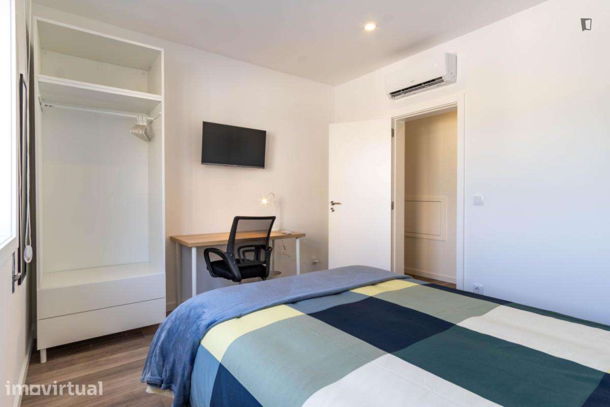 Quarto - localizado em Rio Tinto Porto - Grande imagem: 3/18