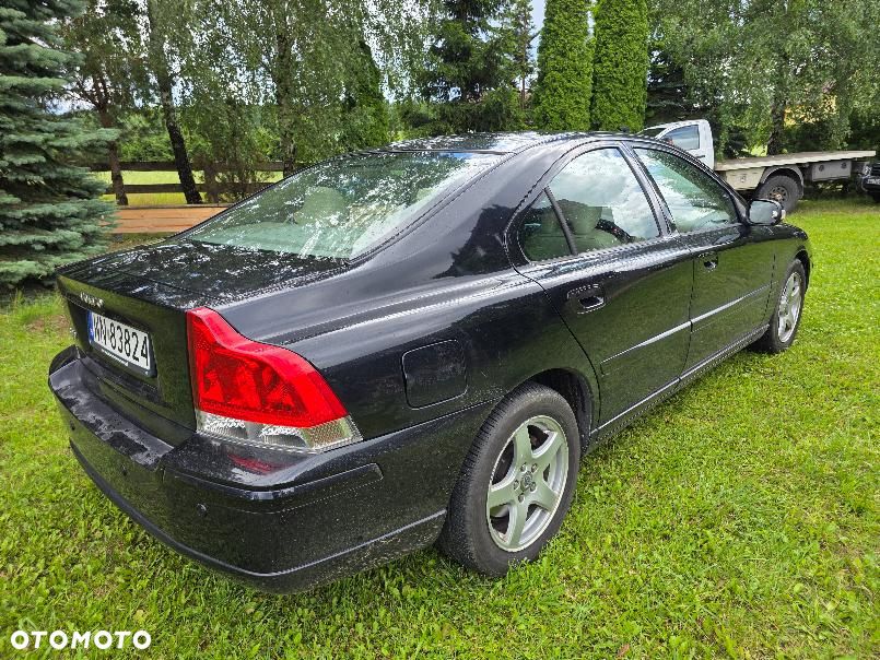 Volvo S60 2.4 Summum - 3