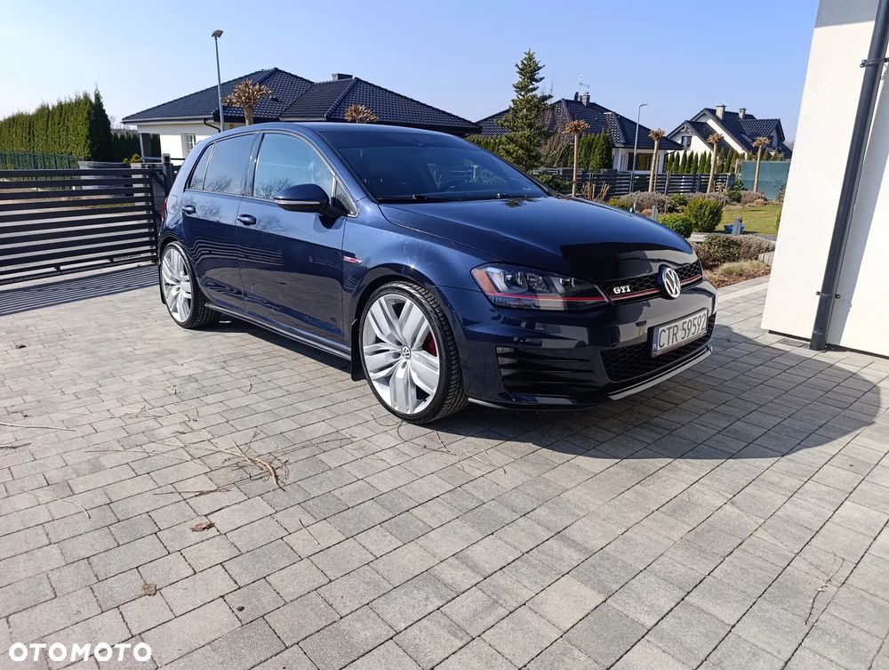 Volkswagen Golf 2.0 GTI DSG - 3
